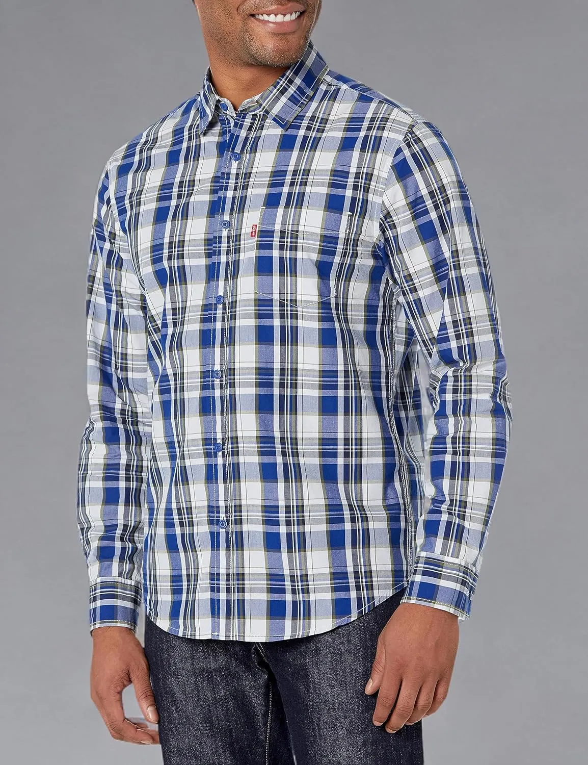 Levi's Men's Classic One Pocket Long Sleeve Button Up Shirt