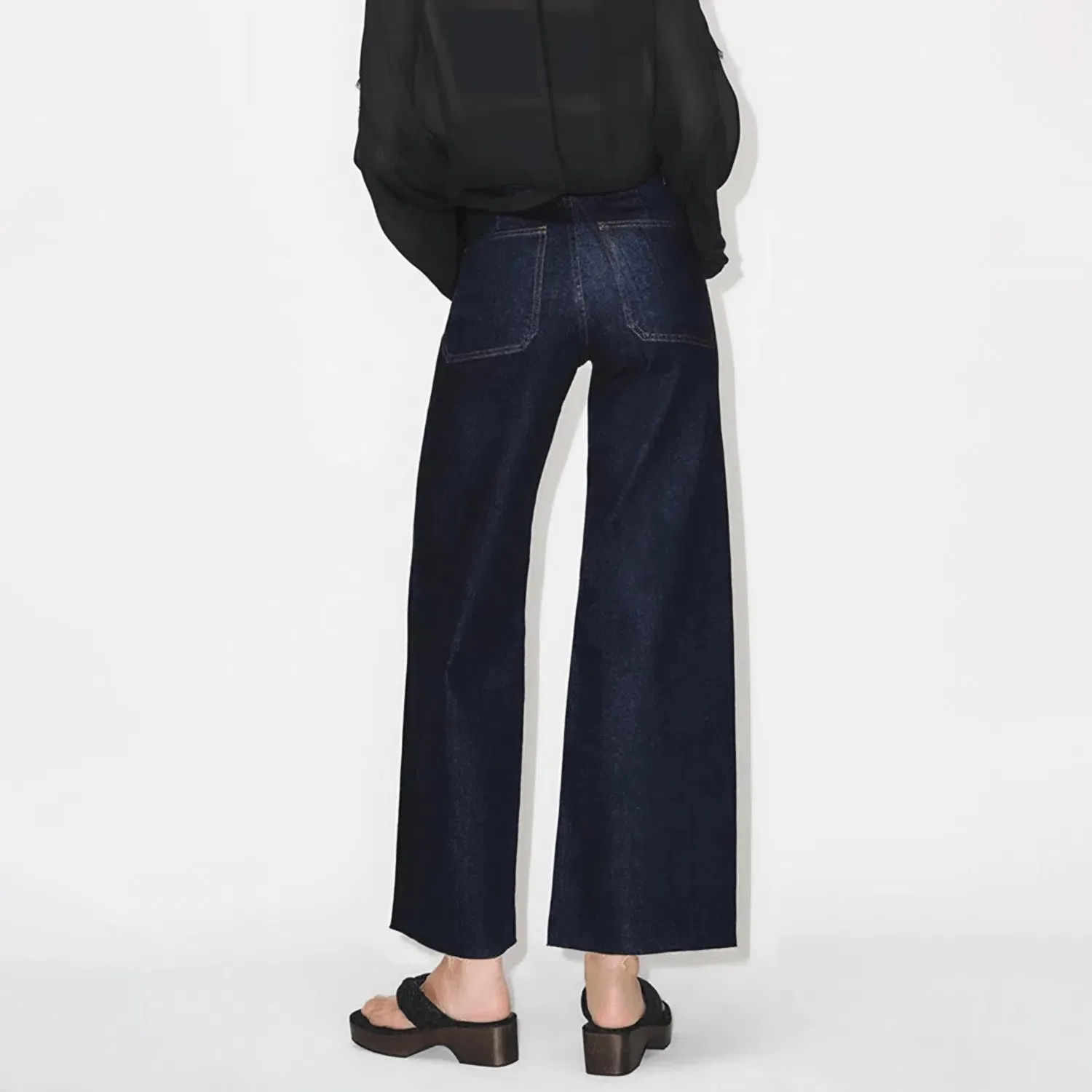 Lureva – Applied front pockets – Denim trousers