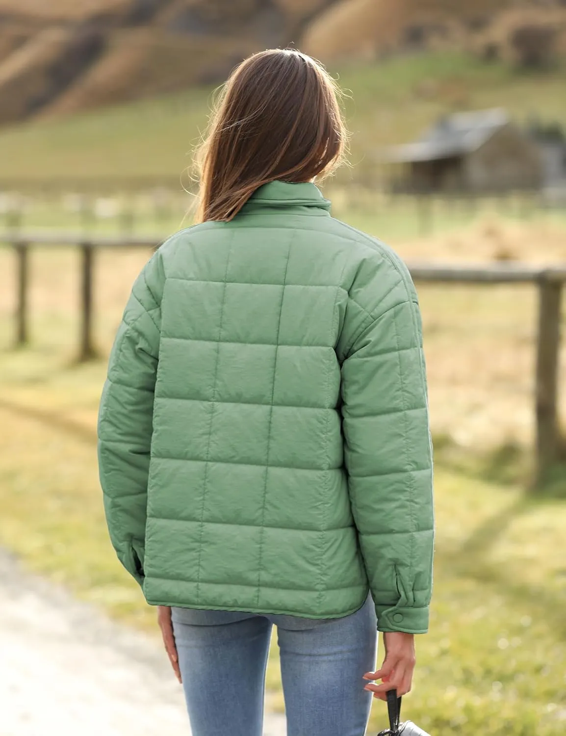 Quilted Puffer Jacket Women Lightweight Short Zip Up Padded Coat with Pockets