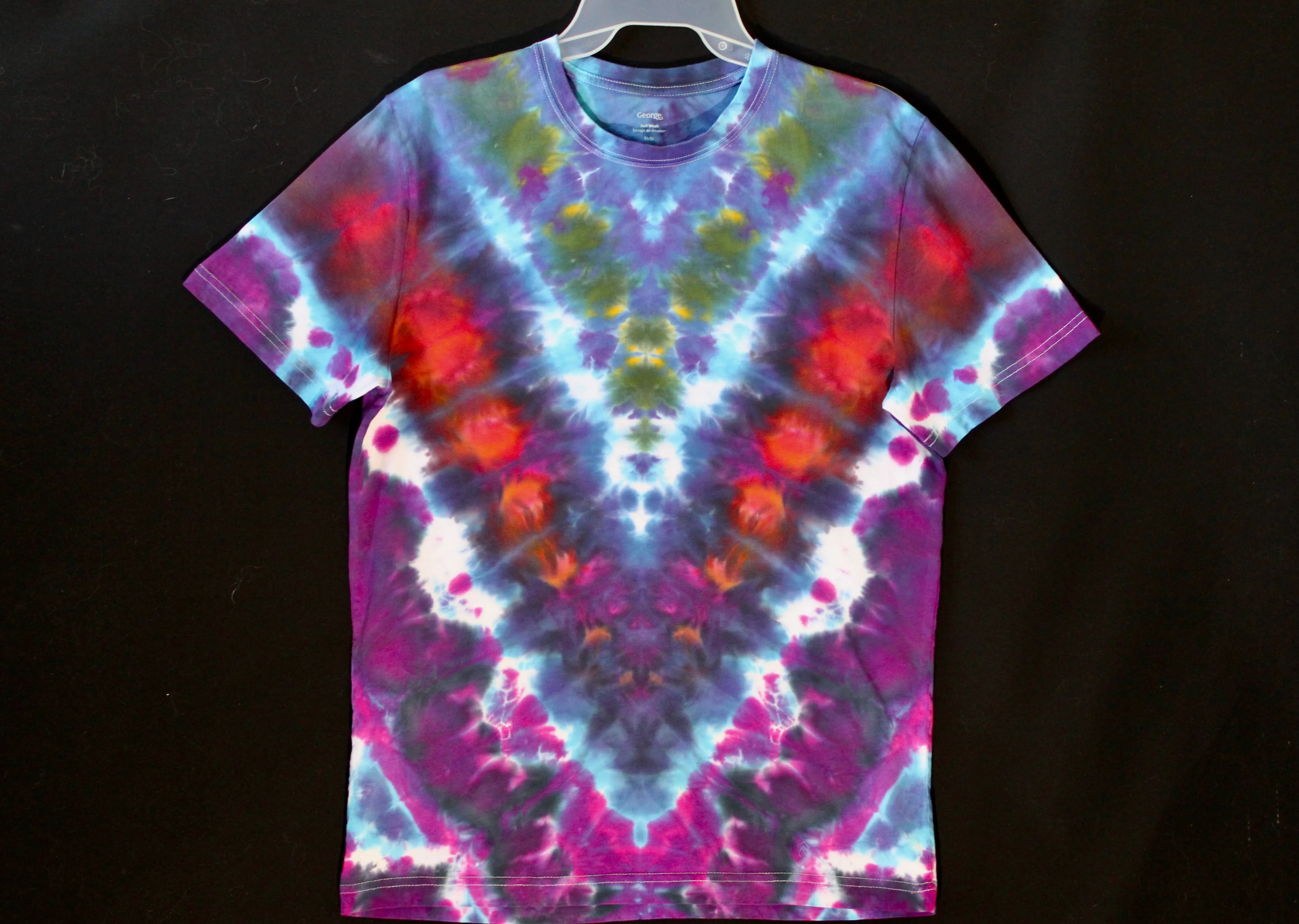 Reg. Cotton T shirt Medium #3185 Chevron design $80