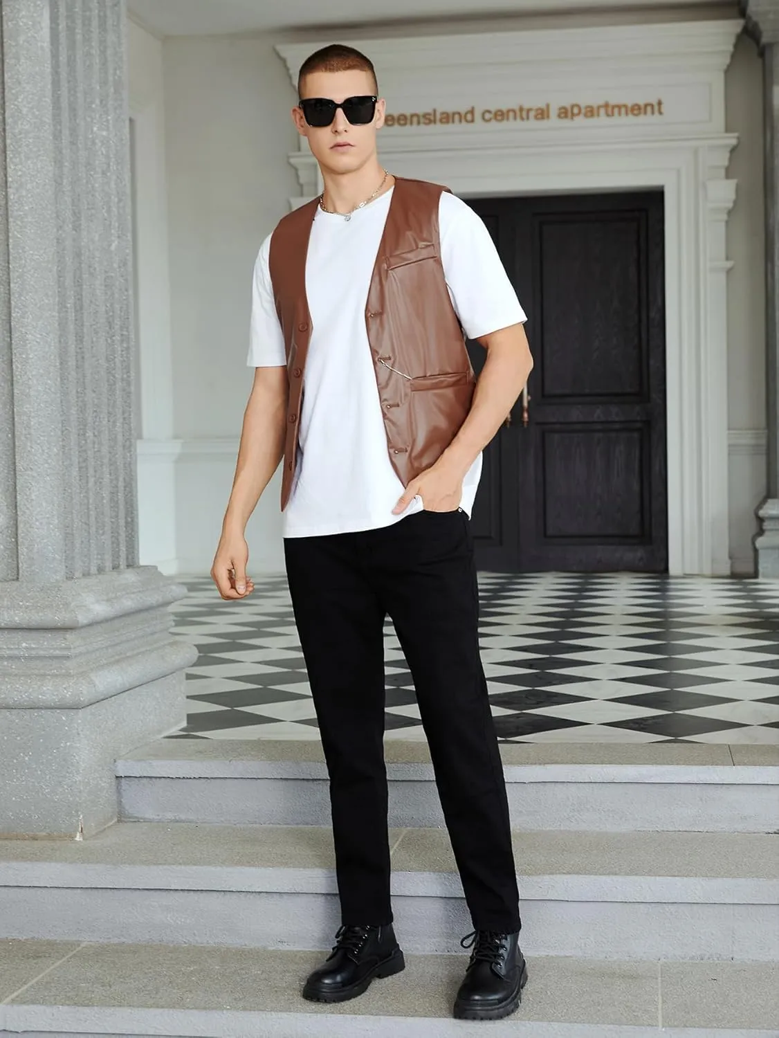 Verdusa Men's PU Leather Sleeveless Motorcycle Biker Vest Jacket