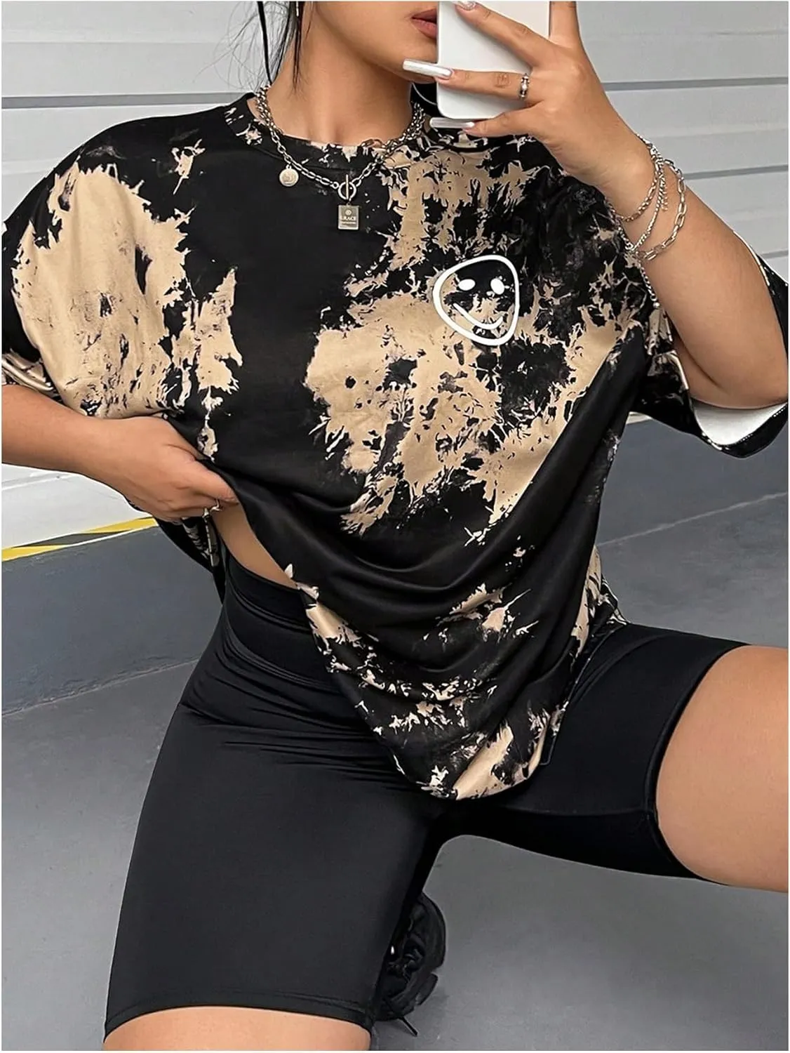 Verdusa Women's Plus Size Tie Dye Smile Print Graphic Tee Vintage Crew Neck T Shirt