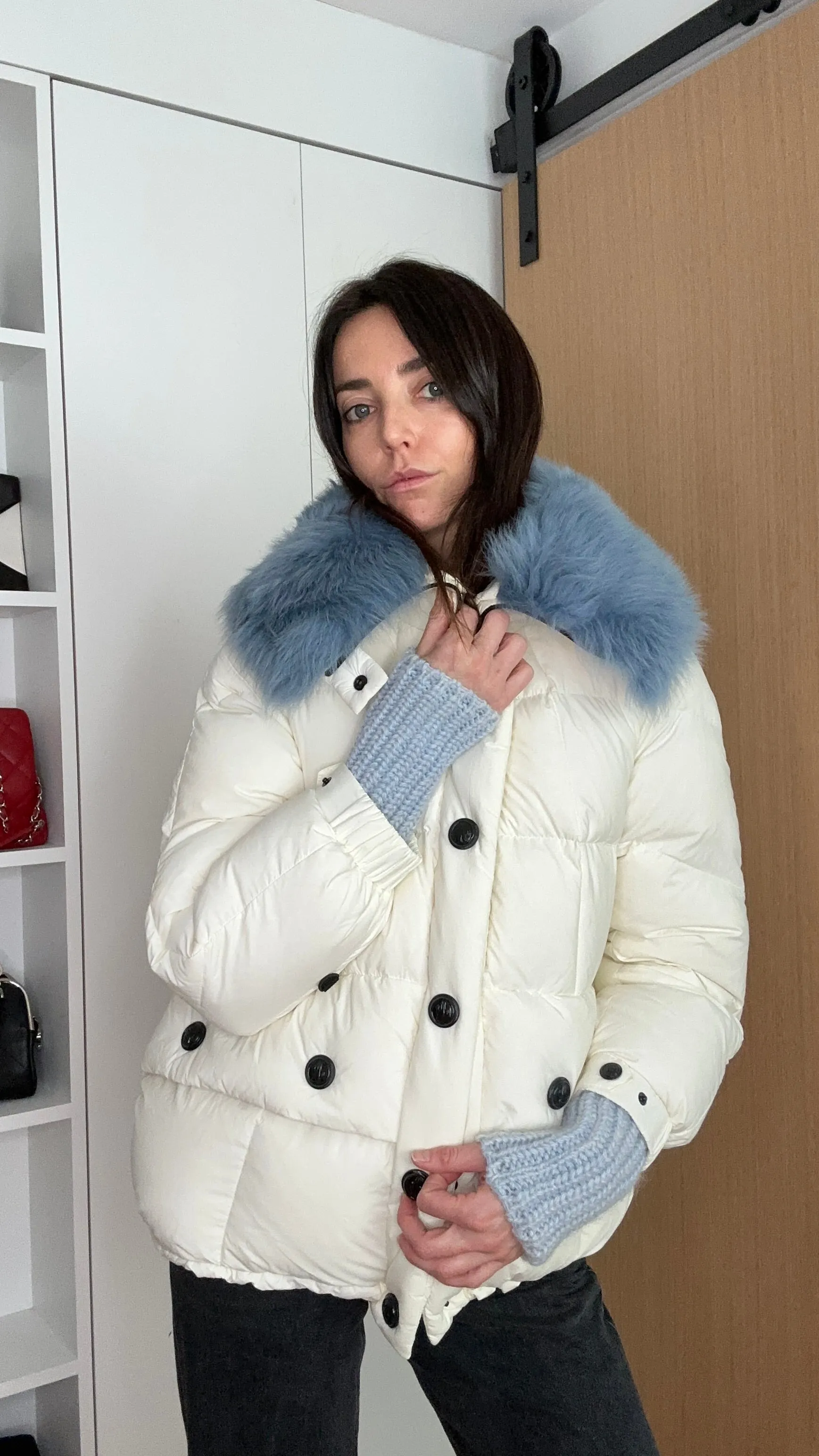 White Puffer Coat w/Fur - M