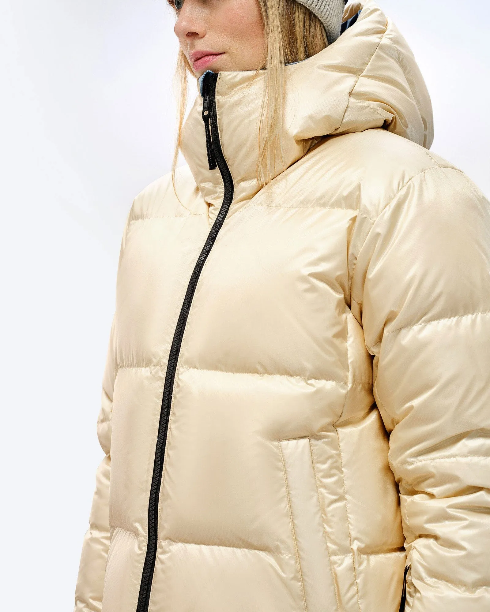 Women's D-5 Pertex Reversible Tecno Down Jacket