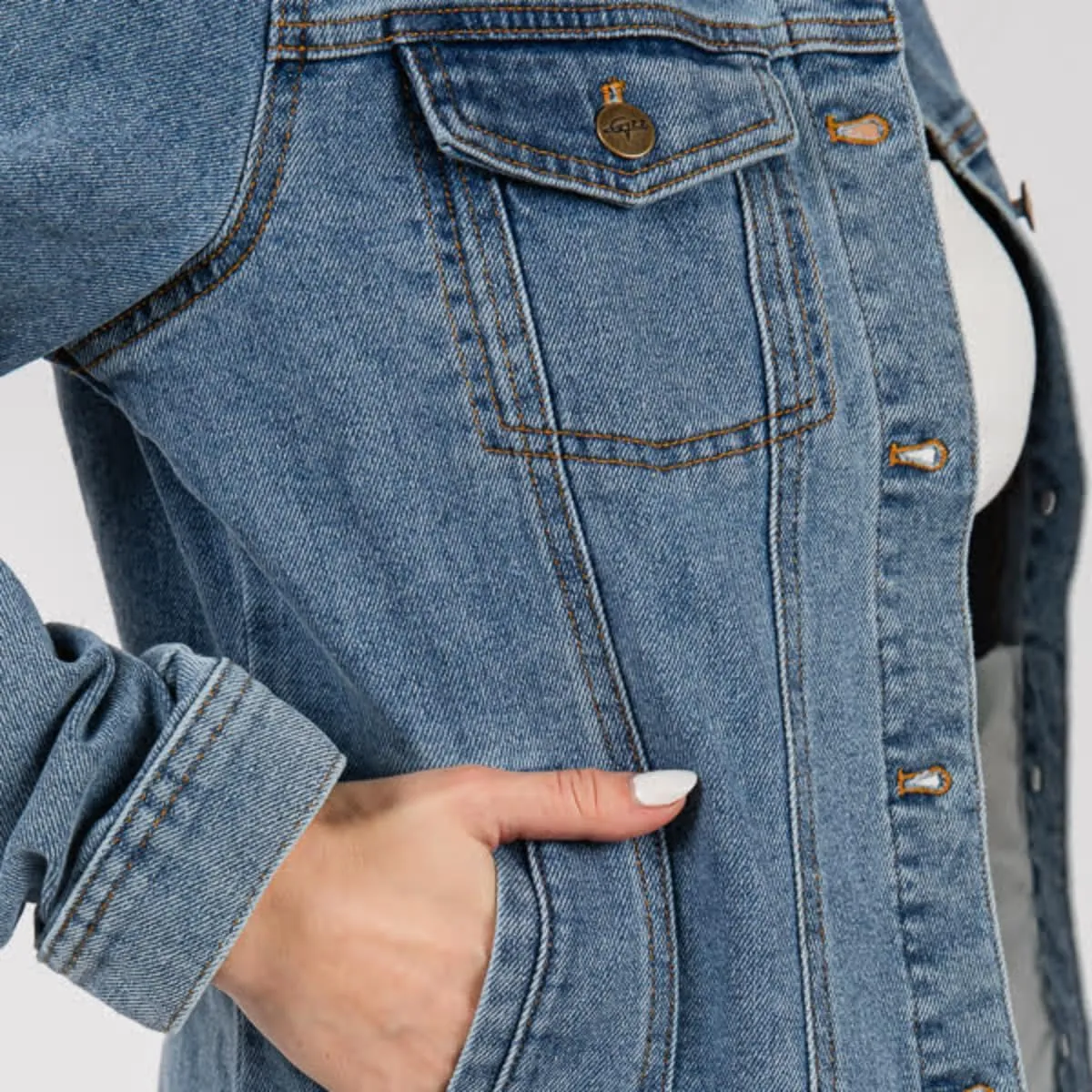 Women's Denim Jacket Classic Button Long Sleeve Denim Jacket with Pockets